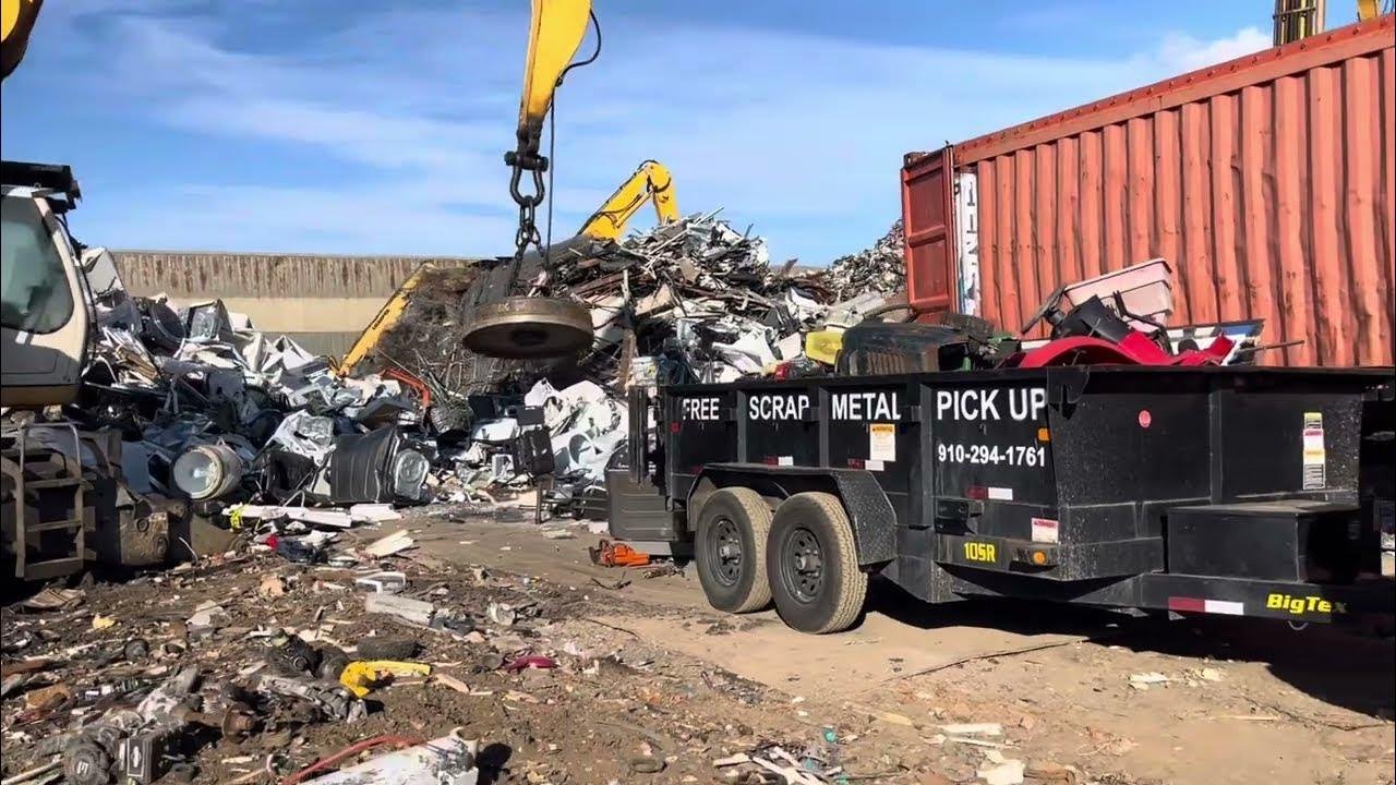 نقل الخردة وتفريغها